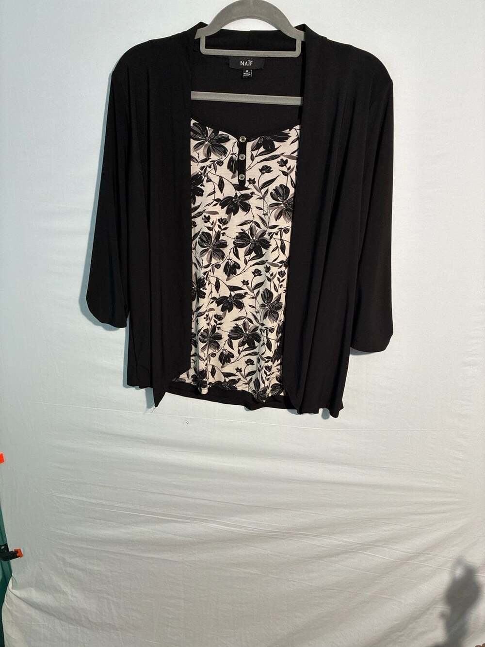 Naïf Black and White Floral Print 2-in-1 Layered Top with Cardigan